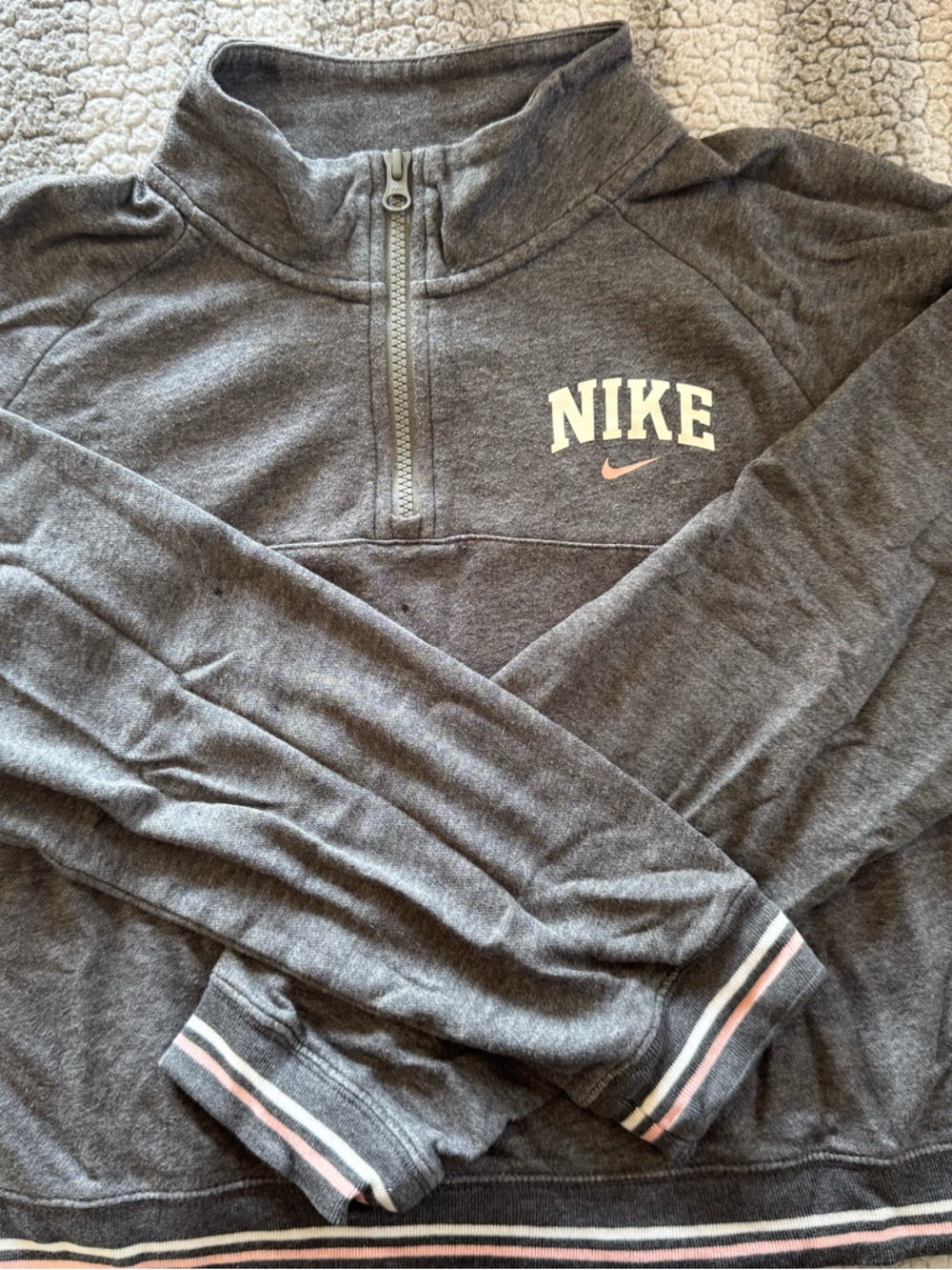 Nike Women’s Gray Half-Zip Pullover Crop Sweatshirt